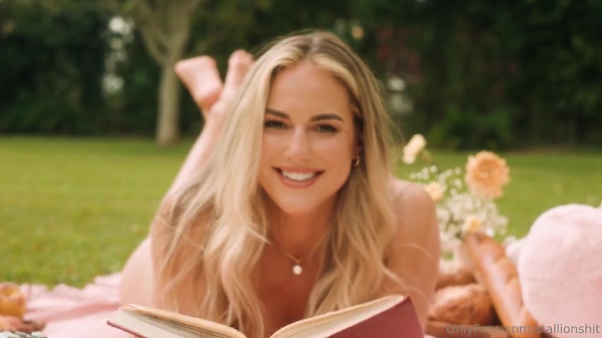 Realitywithriss Nude Outdoor Teasing Onlyfans Leaked Video
